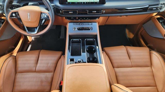 2025 Lincoln Aviator Black Label
