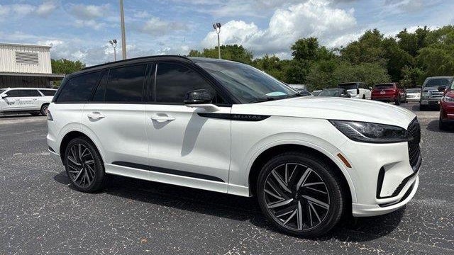 Preowned 2025 Lincoln Aviator Black Label for Sale