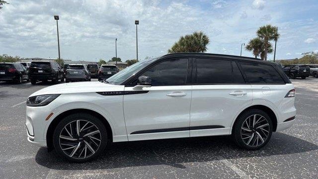 2025 Lincoln Aviator Black Label