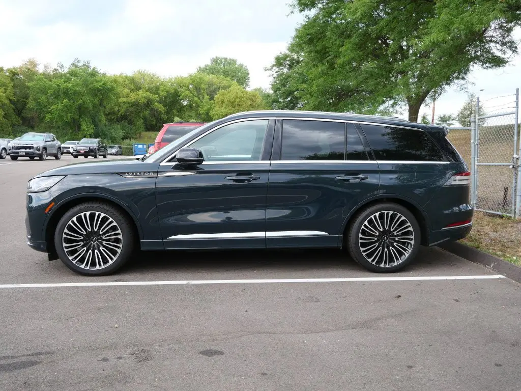 2025 Lincoln Aviator - $68,345