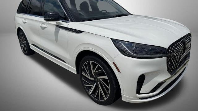 2025 Lincoln Aviator Black Label