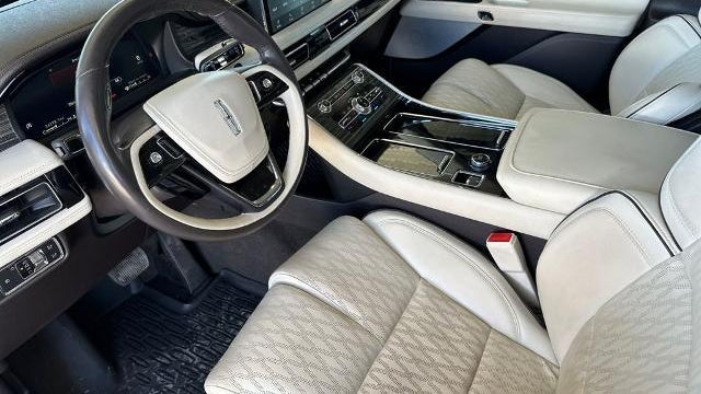 2023 Lincoln Aviator Black Label
