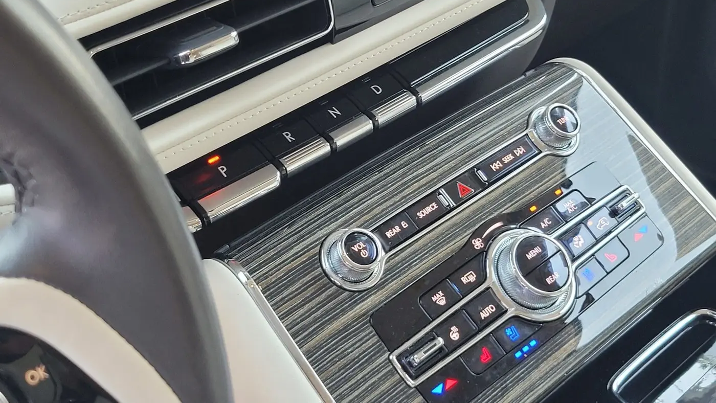 2024 Lincoln Aviator Black Label