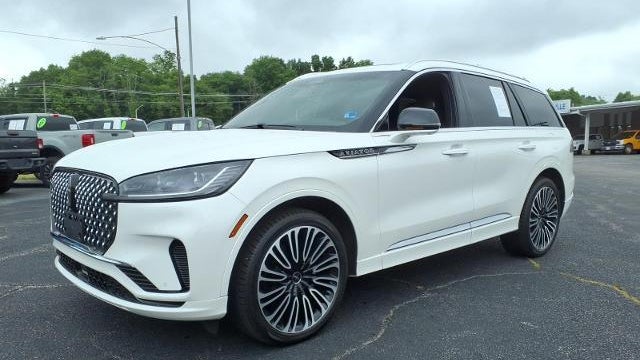 2025 Lincoln Aviator Black Label