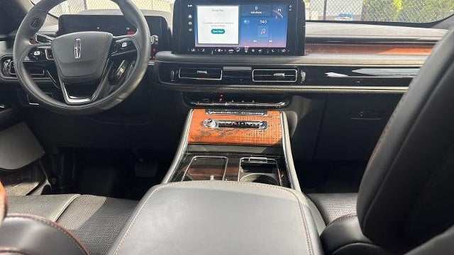 2025 Lincoln Aviator Black Label