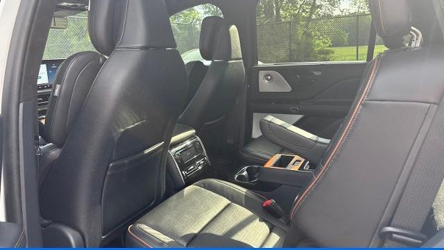2025 Lincoln Aviator Black Label