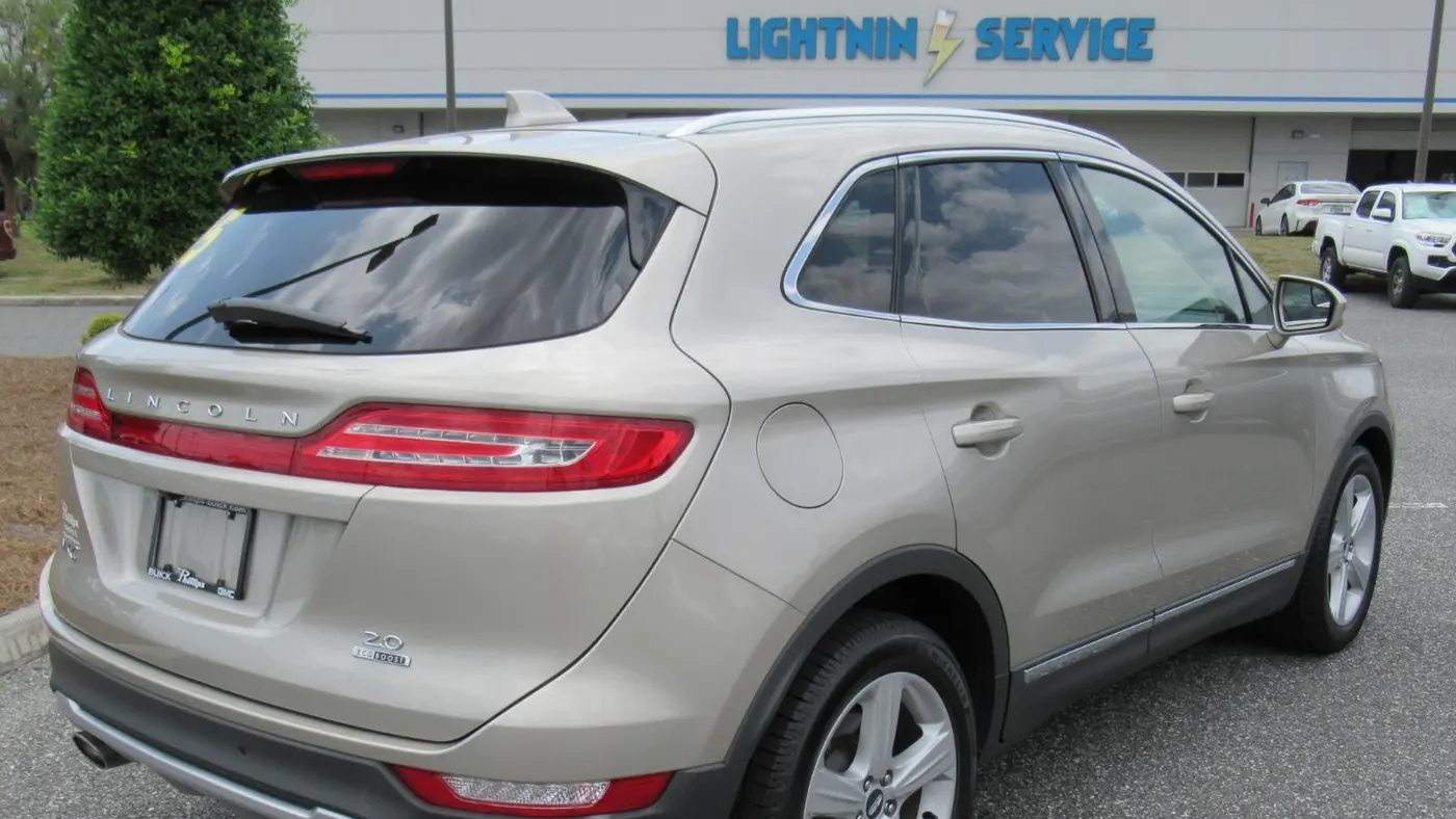 2015 Lincoln MKC Base