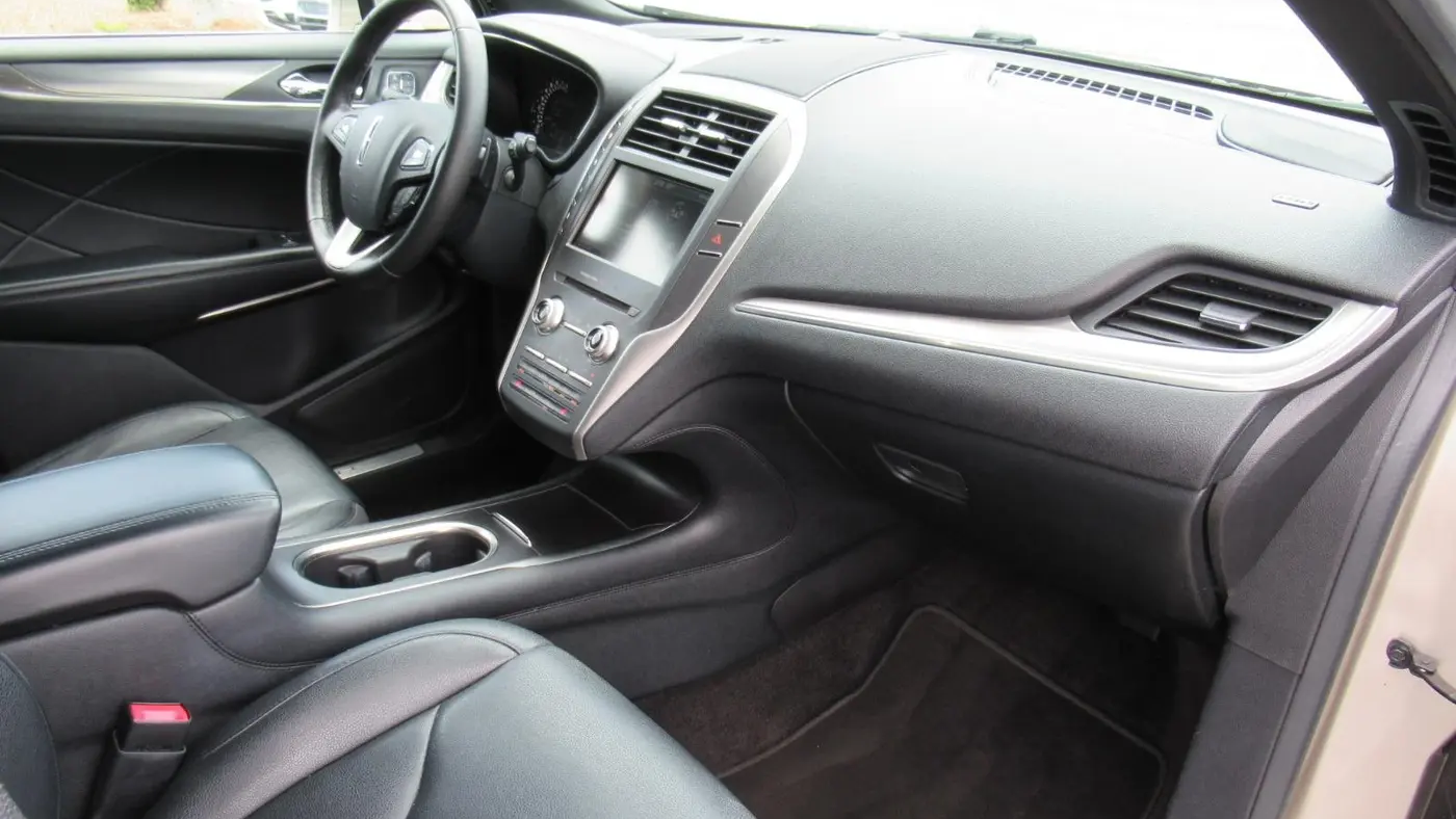 2015 Lincoln MKC Base