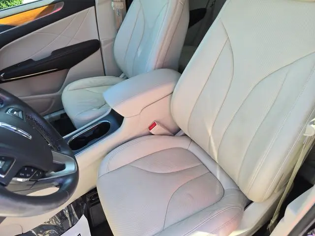 2015 Lincoln MKC - $12,301