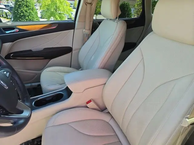 2015 Lincoln MKC - $12,301