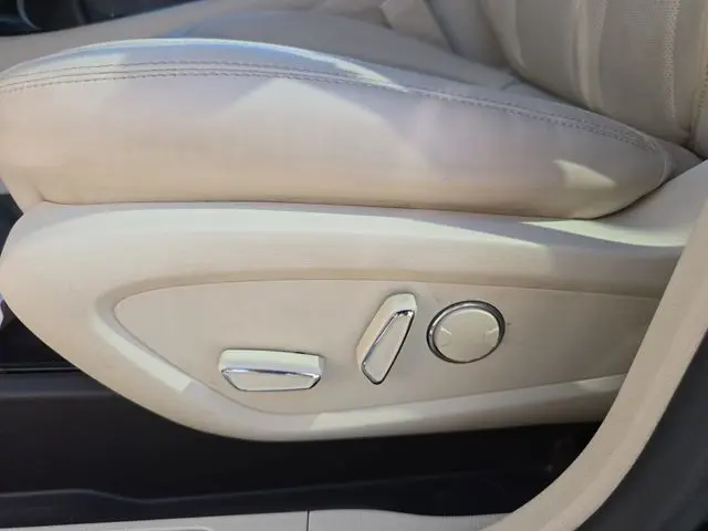 2015 Lincoln MKC - $12,301