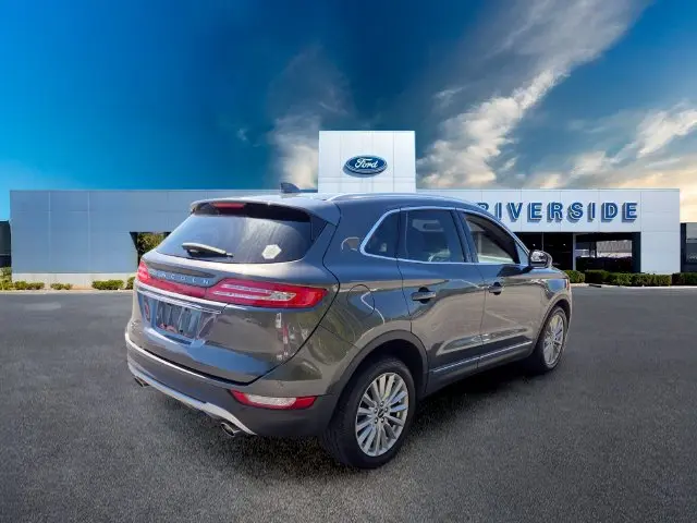 2019 Lincoln MKC - $15,559