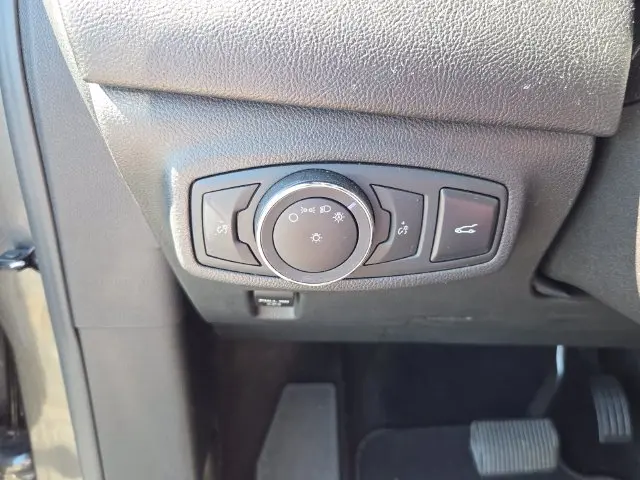 2019 Lincoln MKC - $15,559