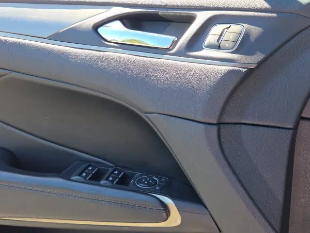 2019 Lincoln MKC - $15,559