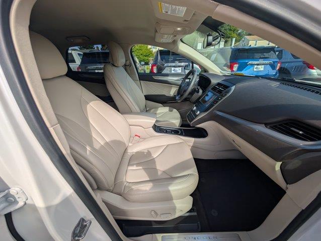 2019 Lincoln MKC - $15,000