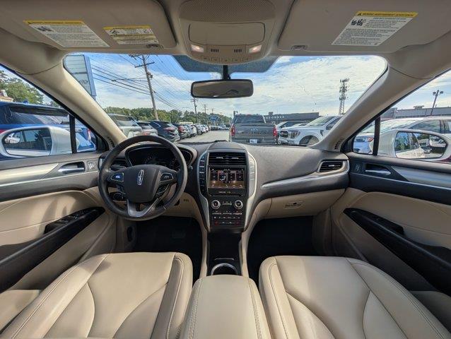 2019 Lincoln MKC - $15,000