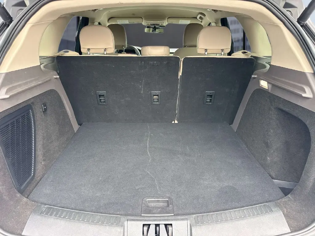 2022 Lincoln Corsair - $28,995