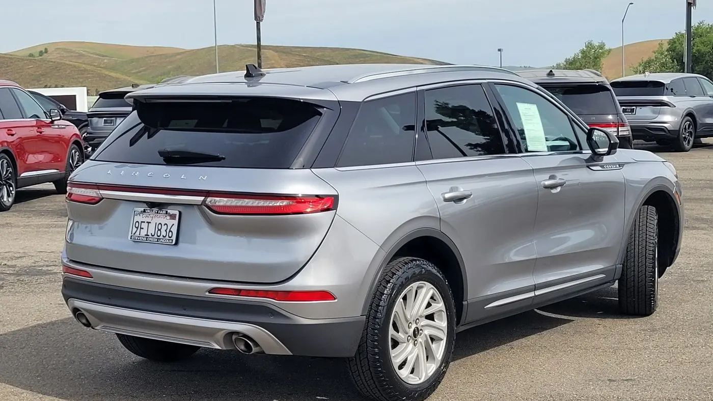 2022 Lincoln Corsair Standard