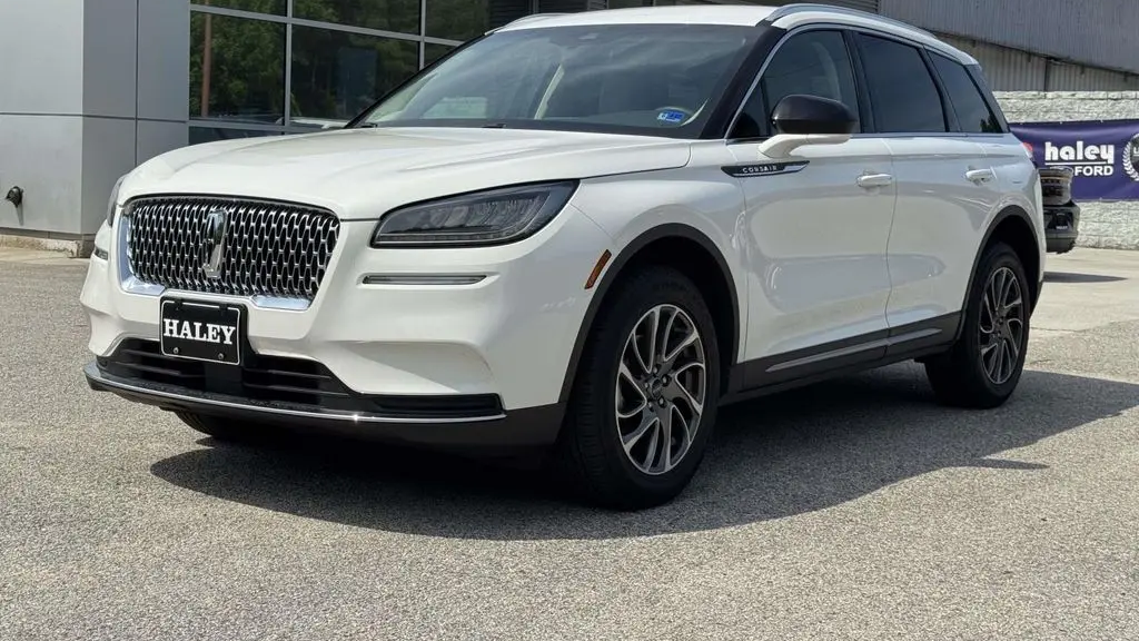 2022 Lincoln Corsair Standard