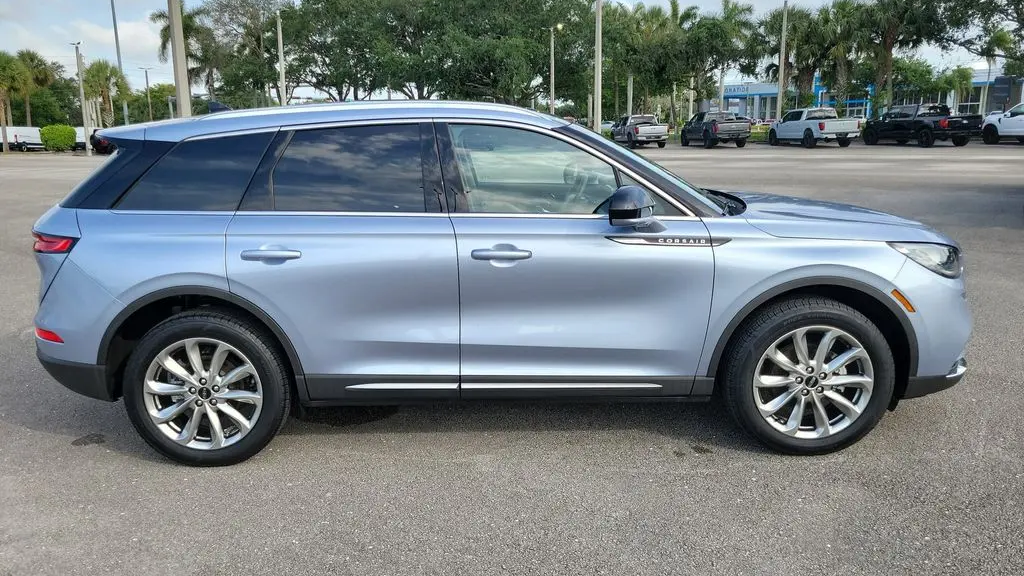 2022 Lincoln Corsair Standard