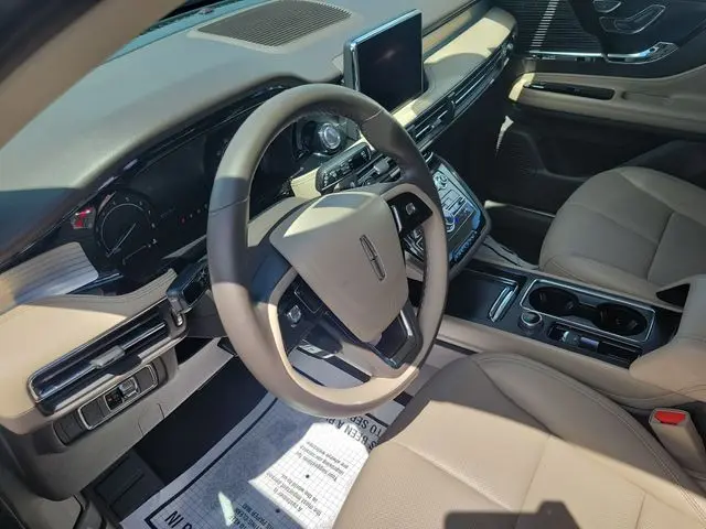 2020 Lincoln Corsair - $20,590