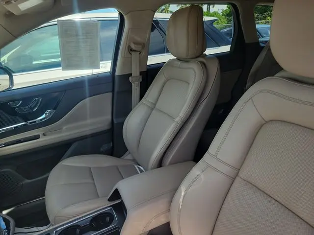 2020 Lincoln Corsair - $20,590