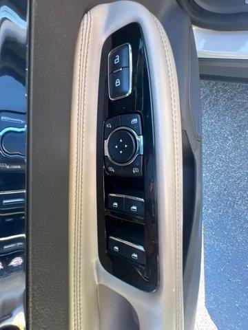 2021 Lincoln Corsair - $22,975