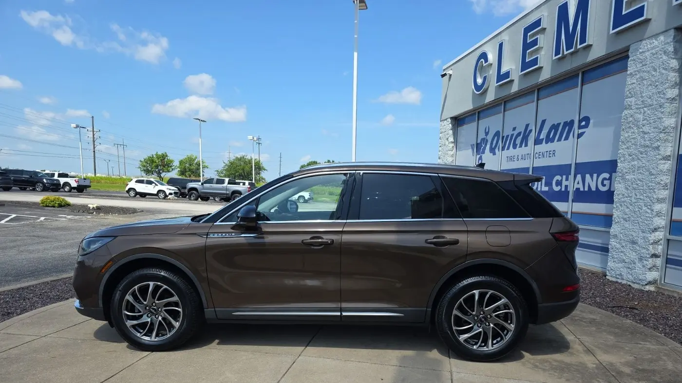 2022 Lincoln Corsair Standard