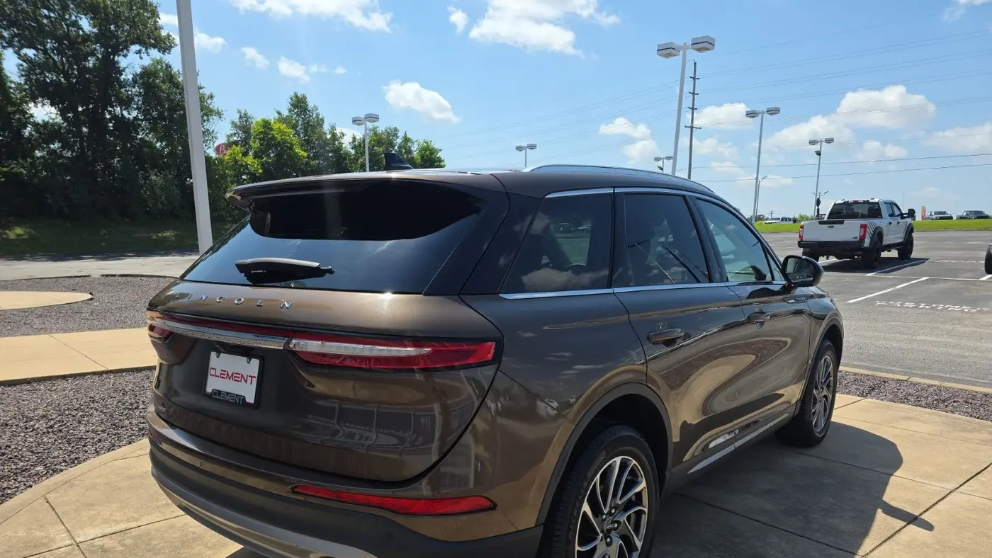 2022 Lincoln Corsair Standard