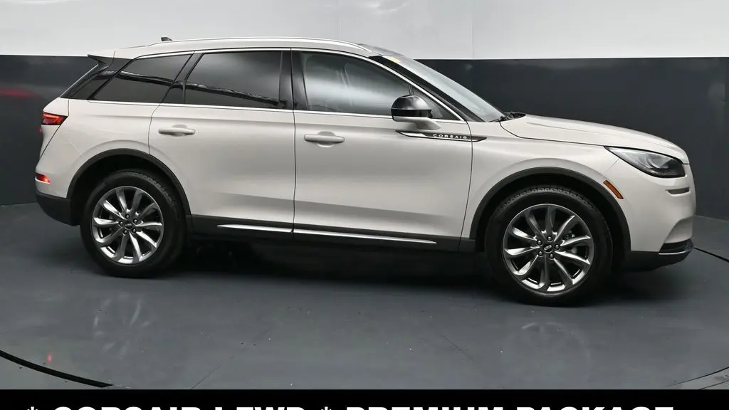 2022 Lincoln Corsair Standard