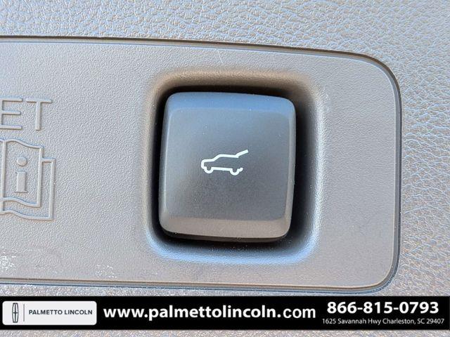2022 Lincoln Corsair - $25,998