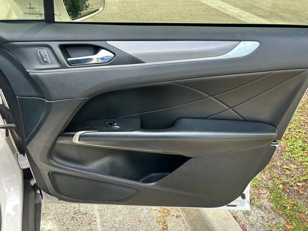 2019 Lincoln MKC - $15,111