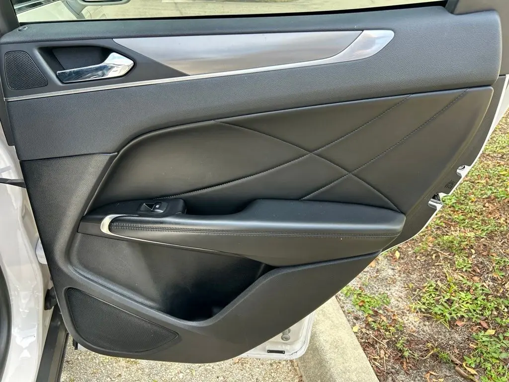2019 Lincoln MKC - $15,111