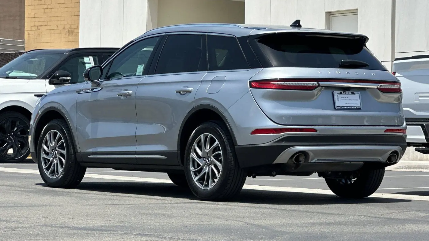 2022 Lincoln Corsair Standard