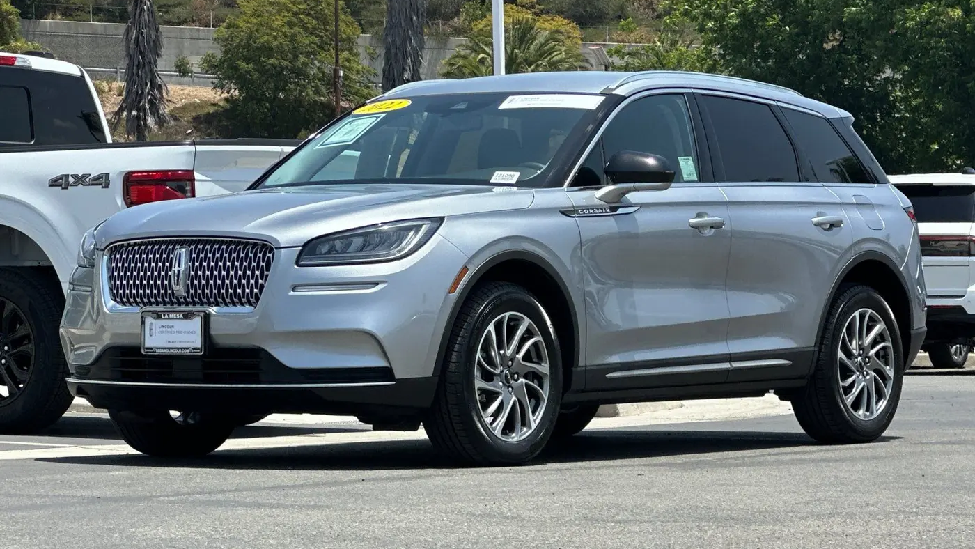 2022 Lincoln Corsair Standard