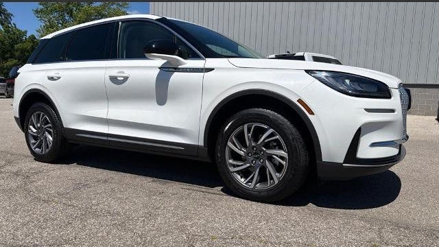 2023 Lincoln Corsair Standard
