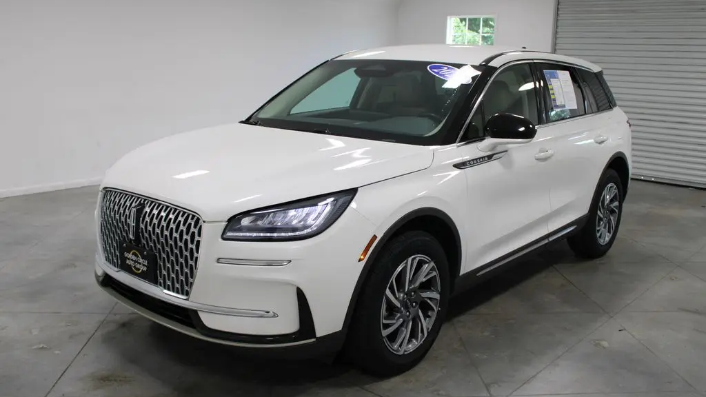 2023 Lincoln Corsair Standard