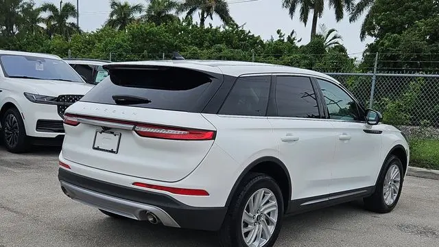2024 Lincoln Corsair Premiere