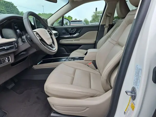 2024 Lincoln Corsair - $31,990