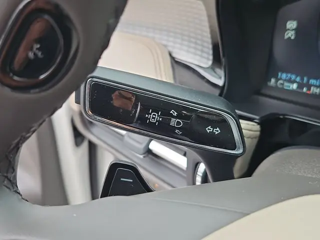 2024 Lincoln Corsair - $31,990