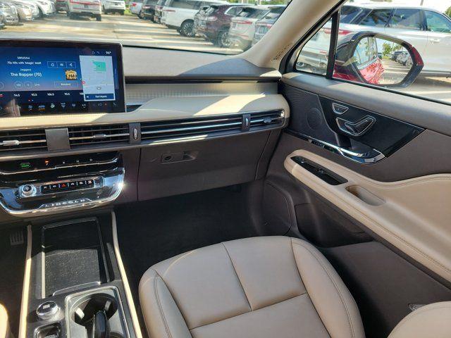 2023 Lincoln Corsair - $28,797