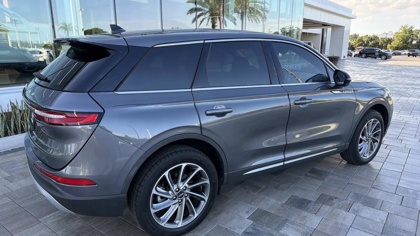 2023 Lincoln Corsair Standard