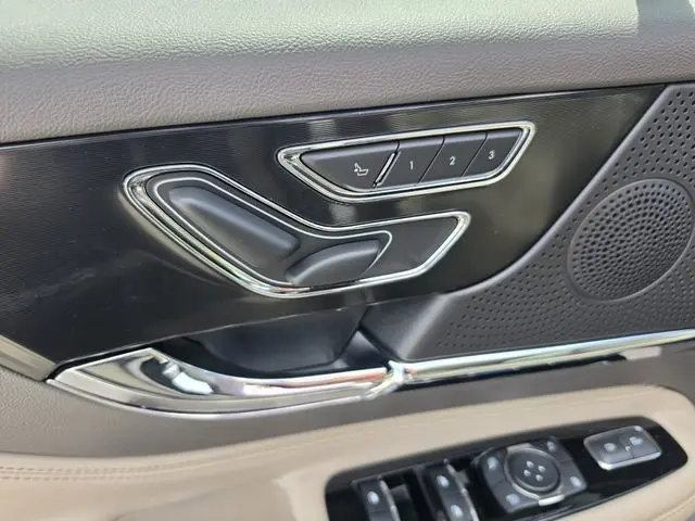 2024 Lincoln Corsair - $32,990