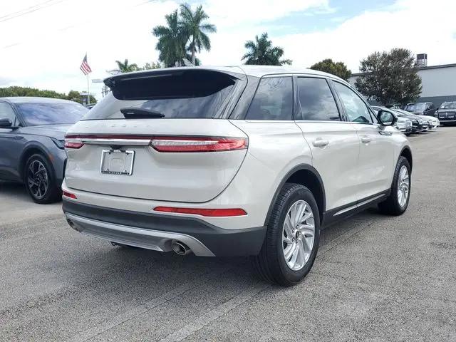 2024 Lincoln Corsair - $33,990