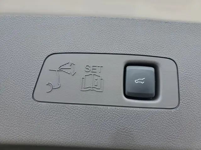 2024 Lincoln Corsair - $33,990