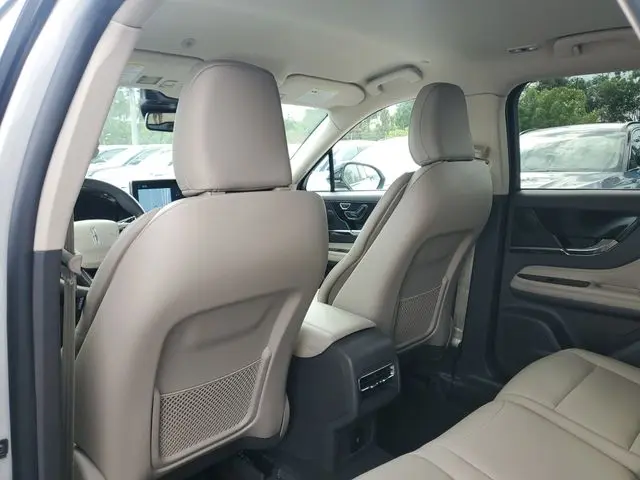 2024 Lincoln Corsair - $33,990