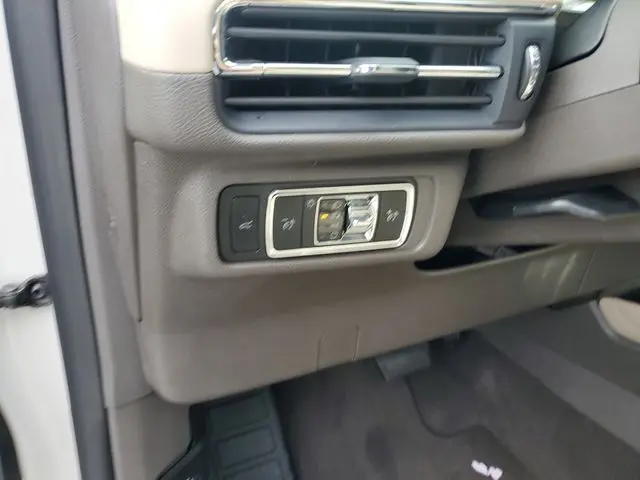 2024 Lincoln Corsair - $33,990