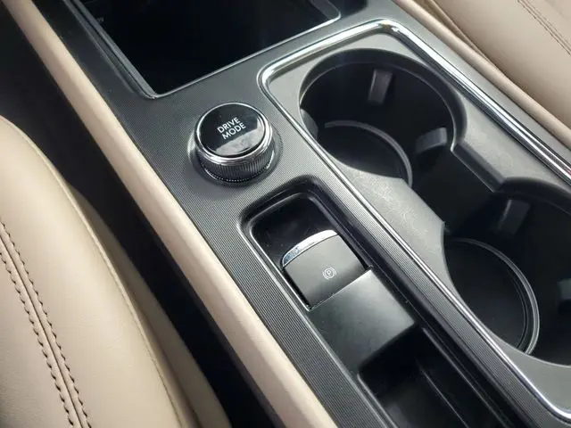 2024 Lincoln Corsair - $33,990