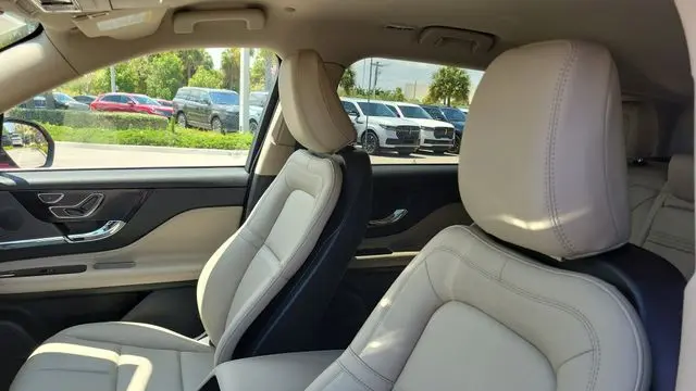 2025 Lincoln Corsair Premiere