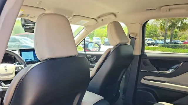 2025 Lincoln Corsair Premiere